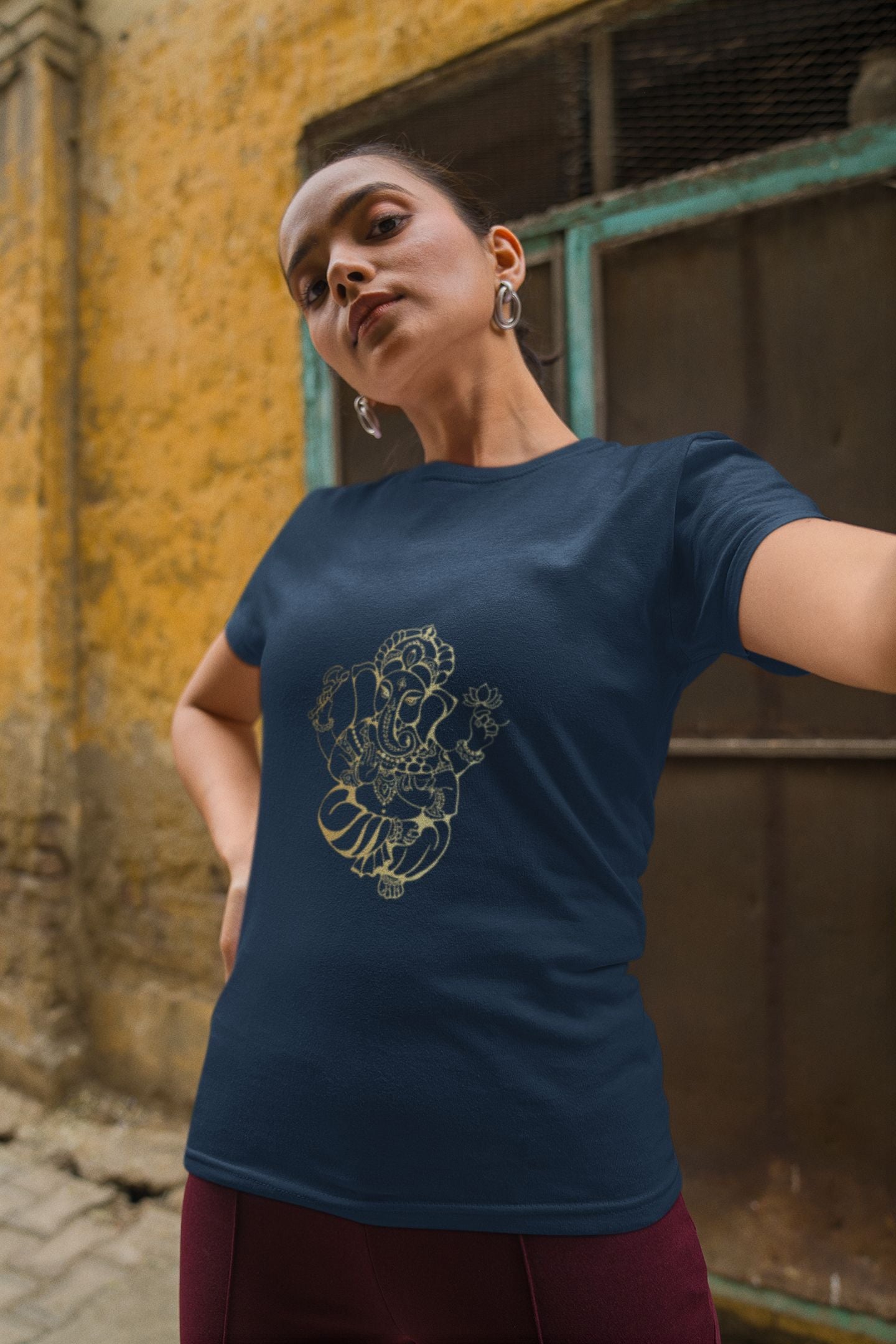 Lord Ganesh Classic round neck half sleeves cotton T-shirts.