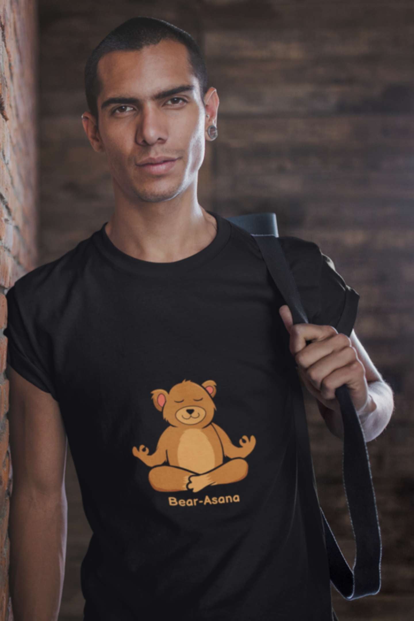 Bear-asana Classic round neck half sleeves cotton T-shirts.